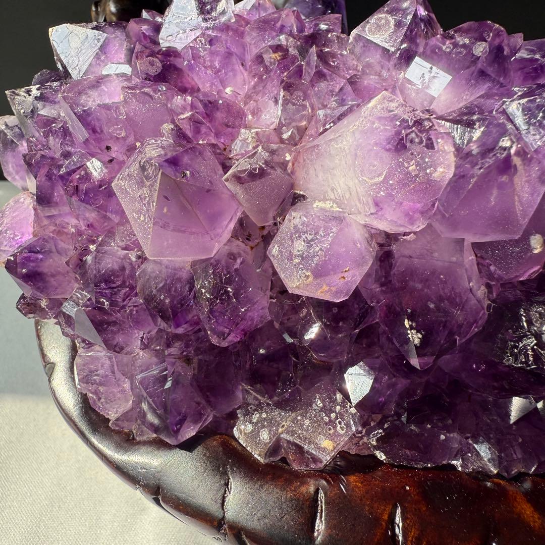 美品❣️天然石 アメジストの原石　クラスター　ロングイ台座付きNO.020412