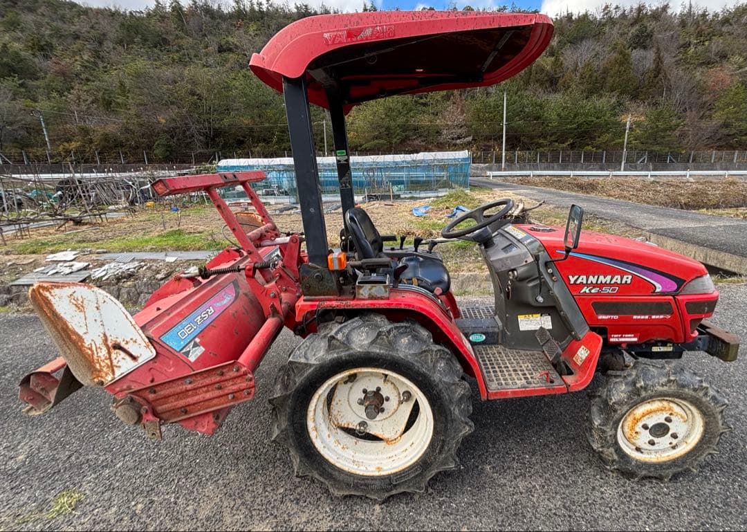 ヤンマートラクターKe-50　4WD 631時間15馬力　自動水平　キャノピー