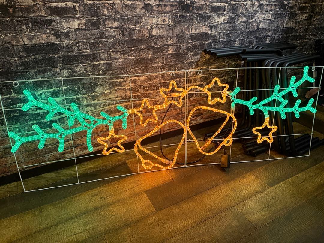 【美品】クリスマス イルミネーションライト 壁掛け用 エフェクト機能付き ベル