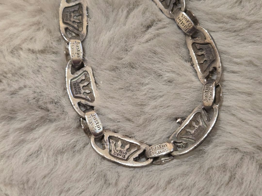 Justin Davis ブレスレット　クラウンモチーフ
