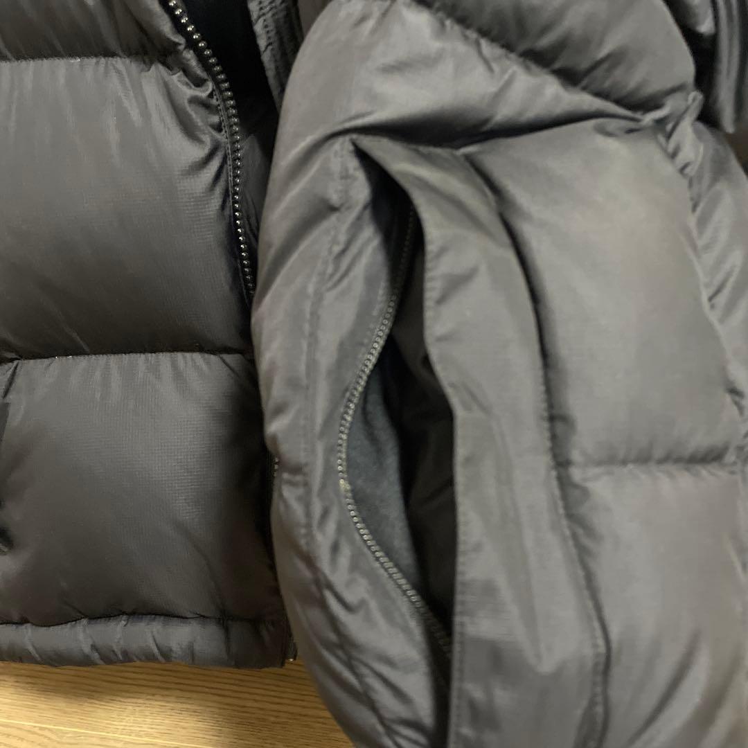 ヌプシ　ダウン　レディース　Mサイズ　ブラック