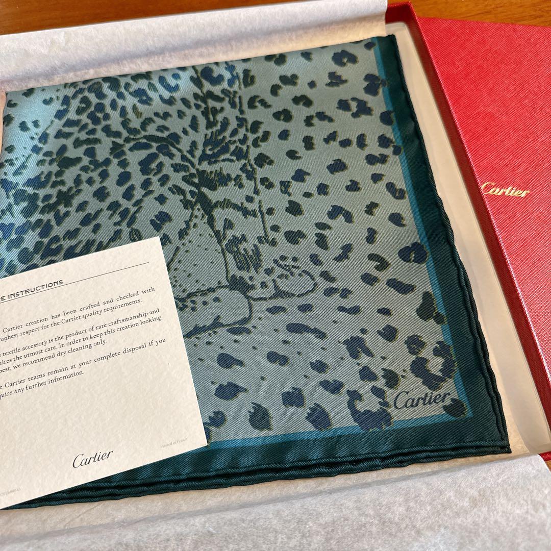 【Cartier】カルティエ　スカーフ
