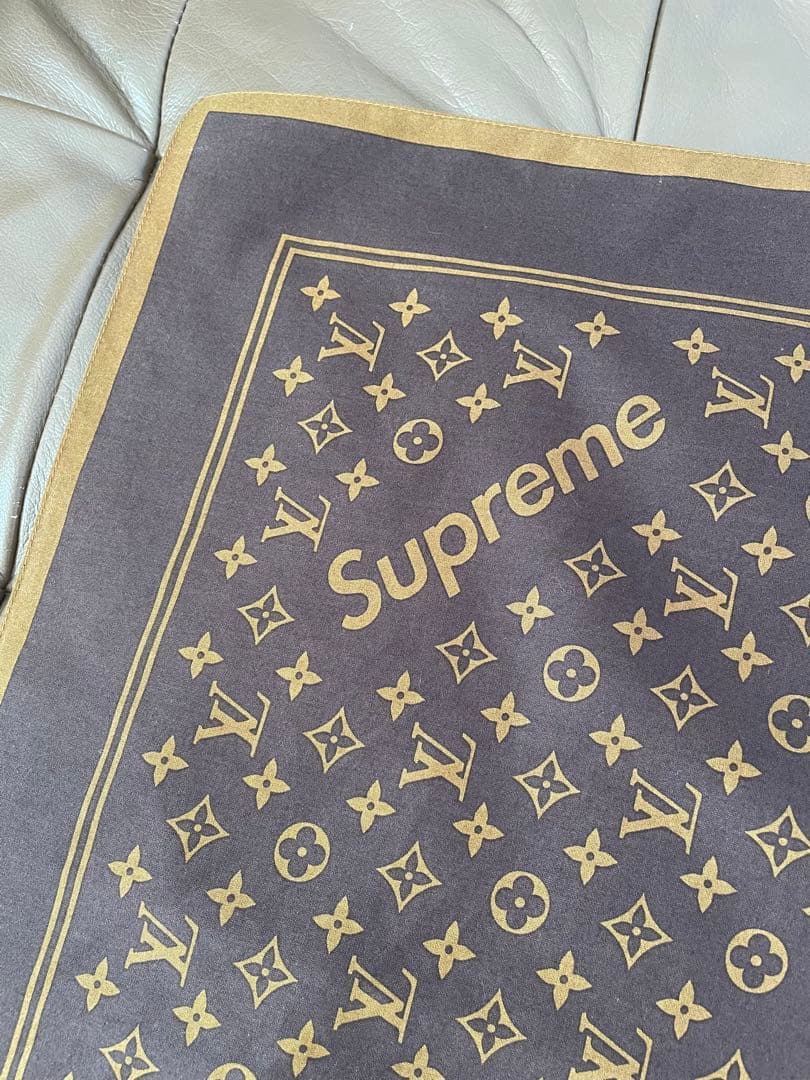 小物 Louis Vuitton x Supreme Monogram Bandana