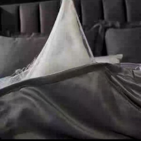 東京西川の絹糸は冬と秋に暖かくして芯布団に入れられます。