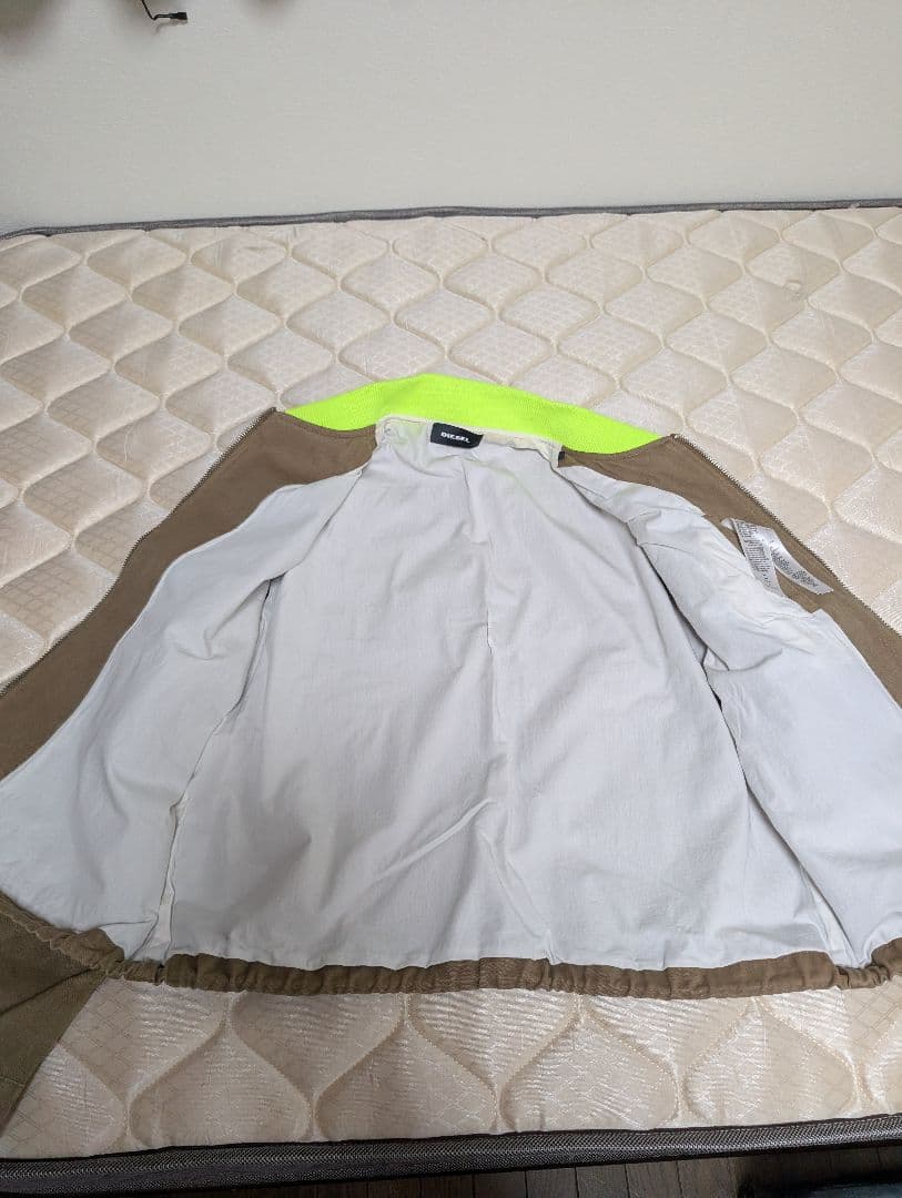 DIESEL ジャンパー ブラウン/ネオンイエロー