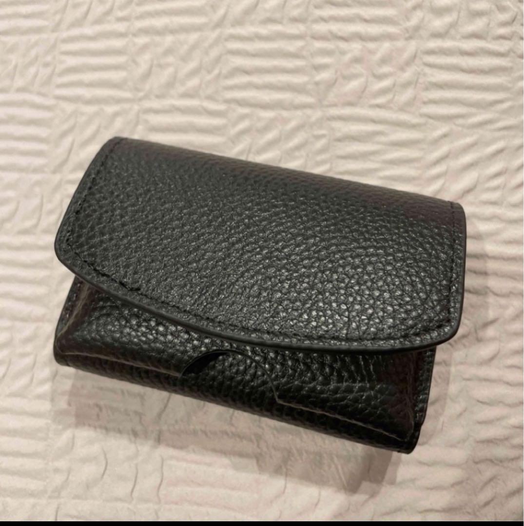 【美品】ブラック 三つ折りミニ財布　ミニウォレット