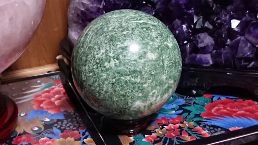 中国翡翠 チャイナジェード 災害から持ち主を守る、人生の成功と繁栄をもたらす石