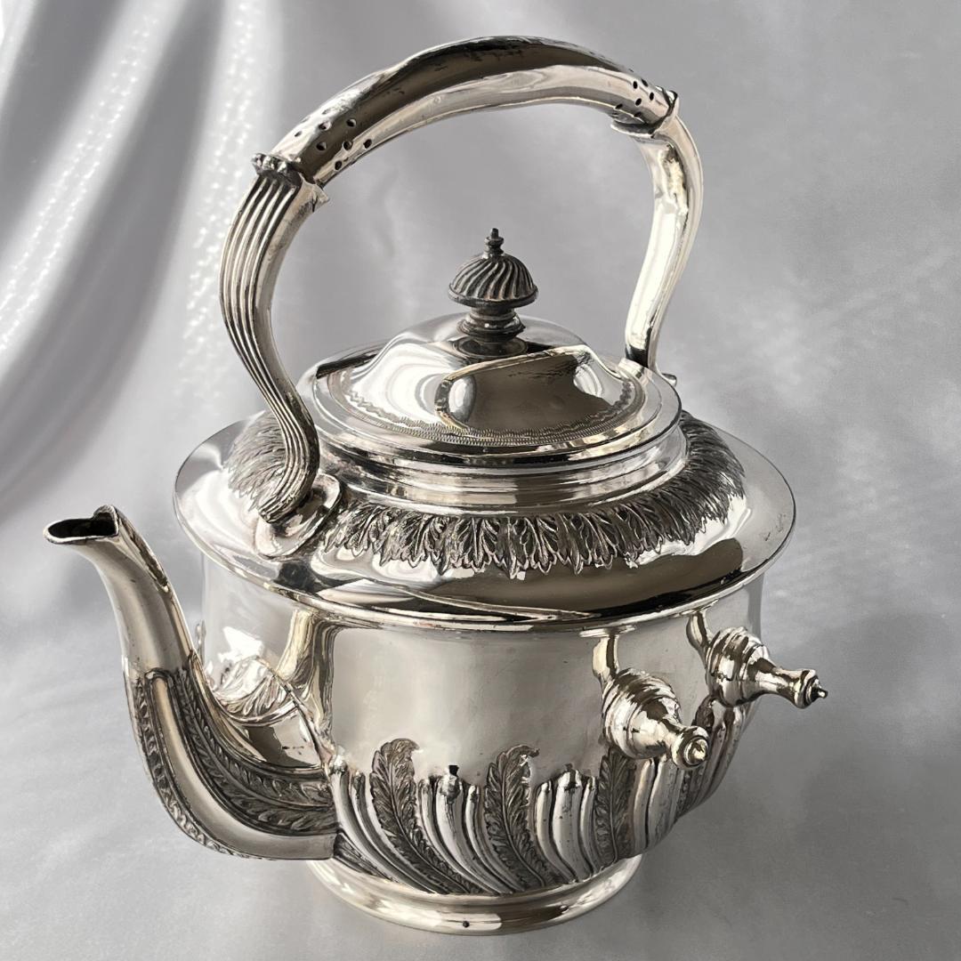 【Walker & Hall】 ビクトリアン ティーケトル バナー / スタンド