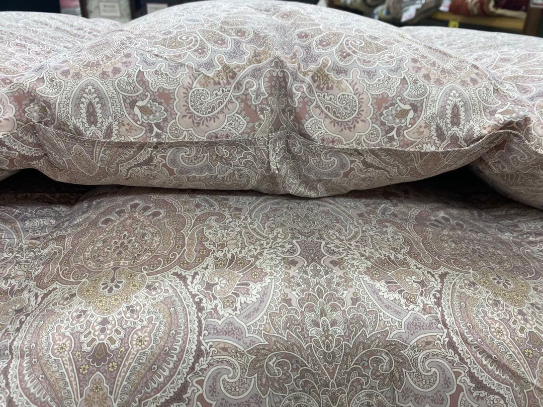 ダブル・ロマンス・羽毛掛け布団・フランスシルバーダウン９０%・３７０㎥/g以上