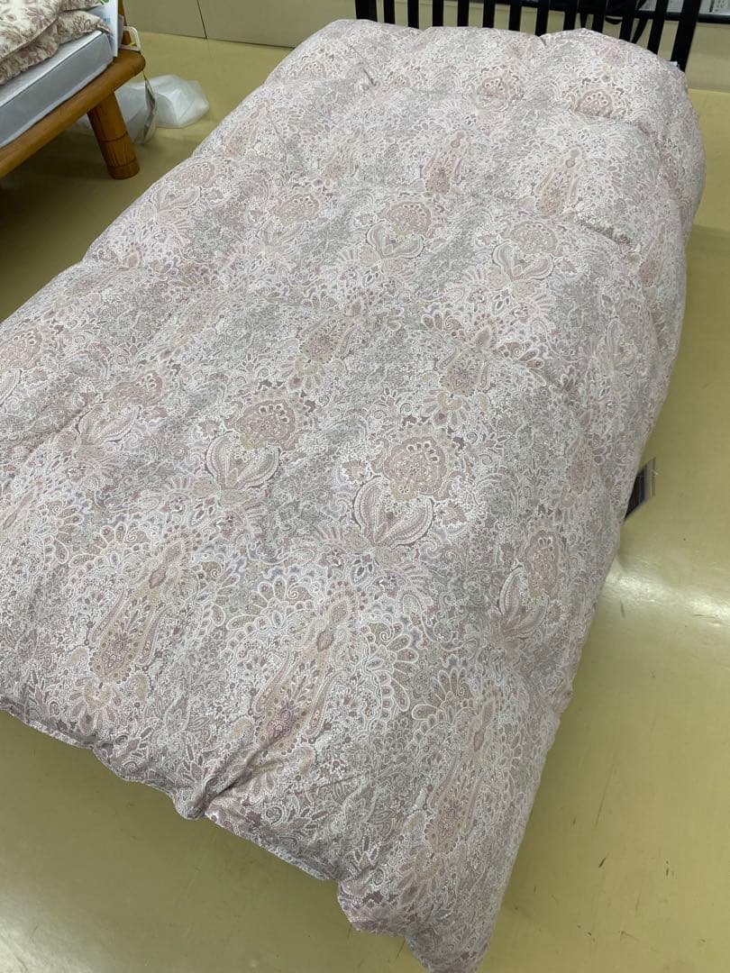 ダブル・ロマンス・羽毛掛け布団・フランスシルバーダウン９０%・３７０㎥/g以上