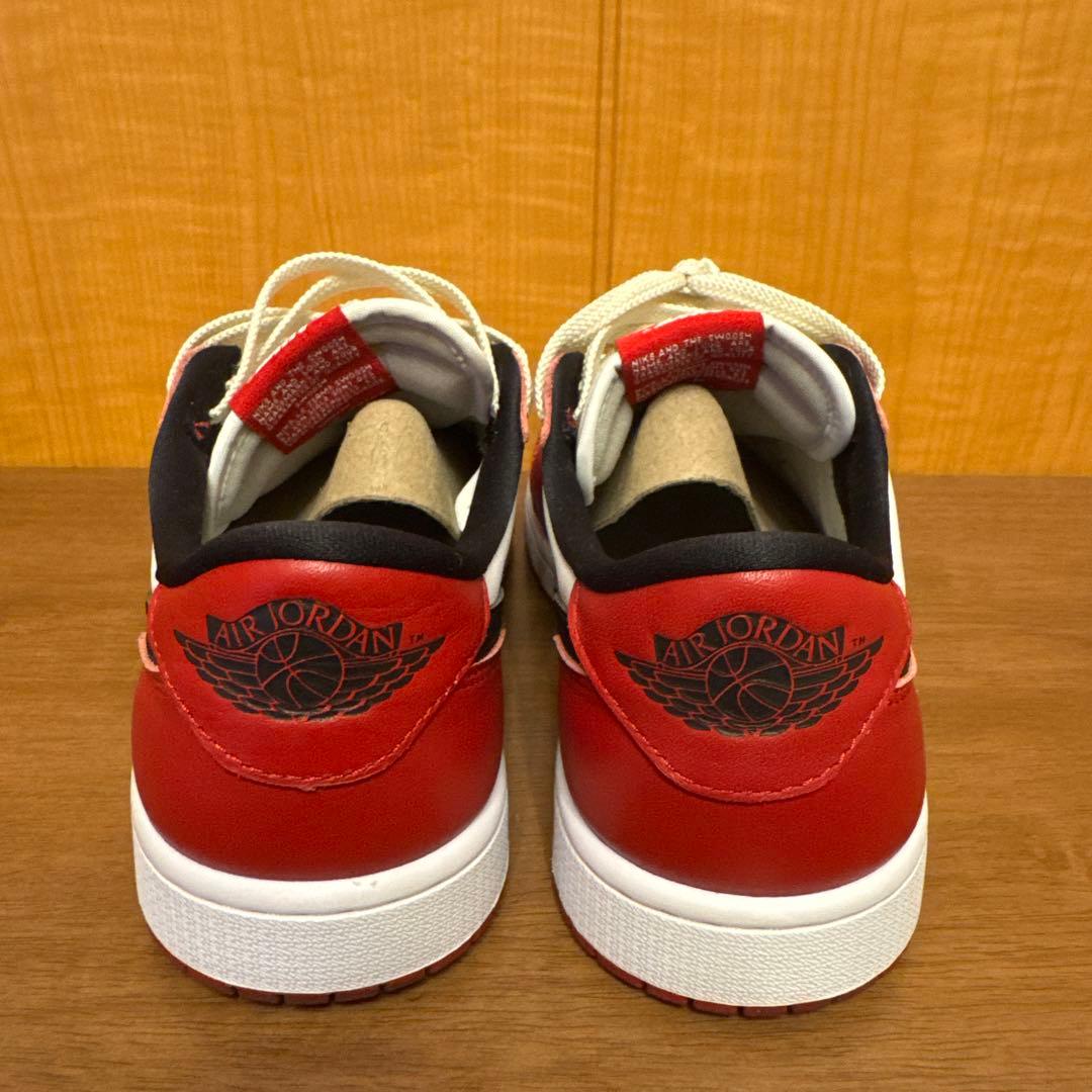 美品　NIKE Air Jordan 1 Low Chicago 27.5