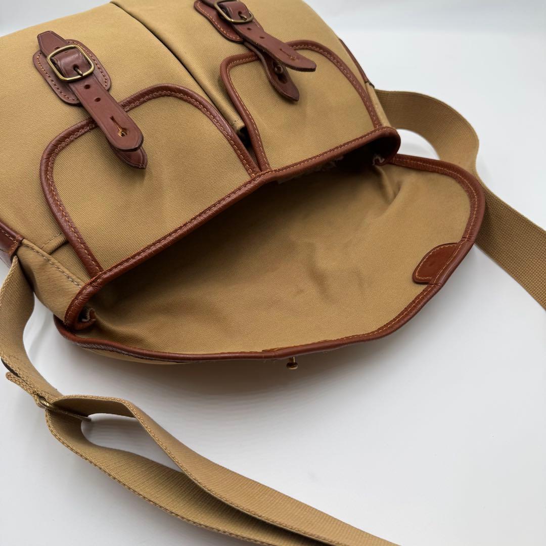 極美品✨ ブレディー ARIEL TROUT メッセンジャーバッグ A4 茶色