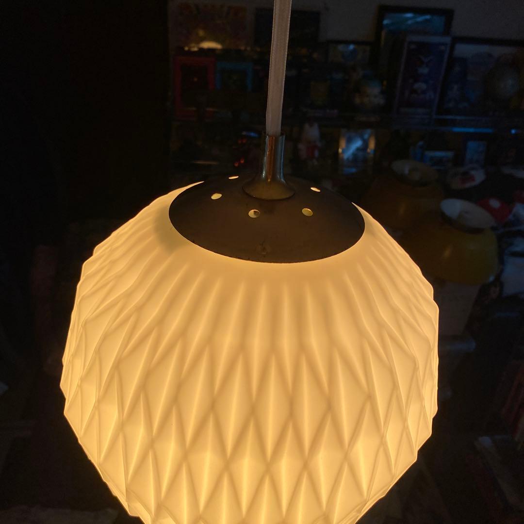 レトロ　ペンダントライト　昭和　ミルクガラス　70年代照明　幾何学模様　状態良