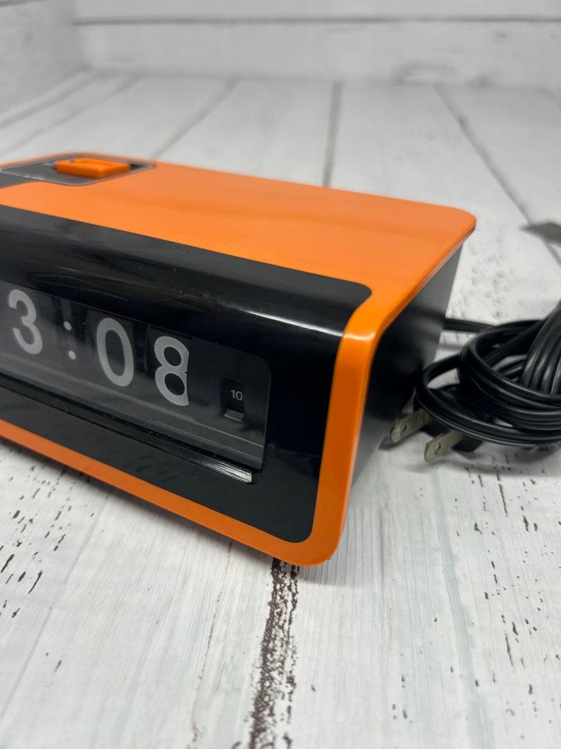 送料込み⭐︎National【TG02 オレンジ パタパタ 目覚まし時計】置時計