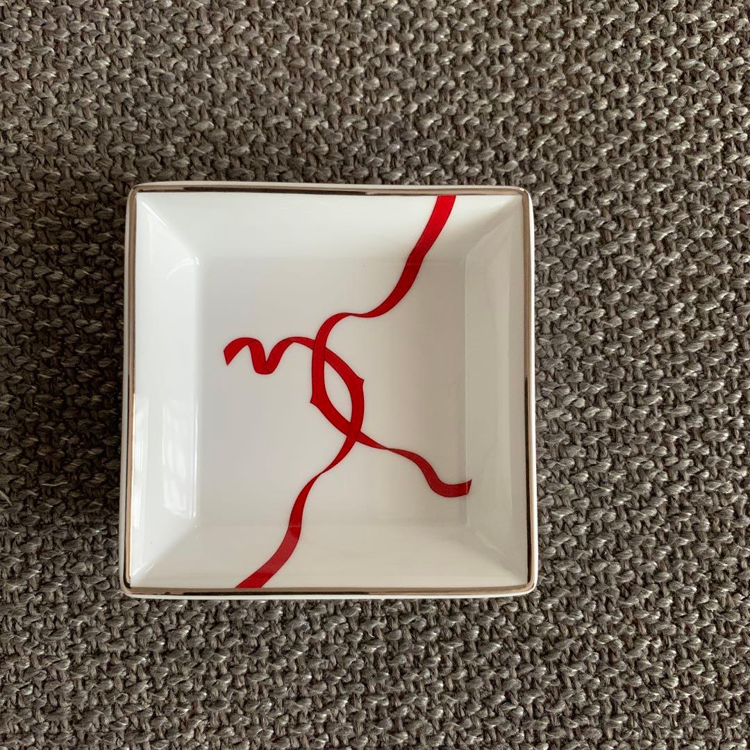 新品未使用　カルティエ陶器小物入れ