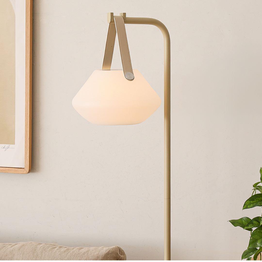 リセノ フロアライト　フロアスタンド