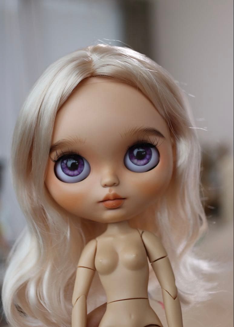 アイシードールカスタム　アイシードール　人形　ネオンブライス　カスタム