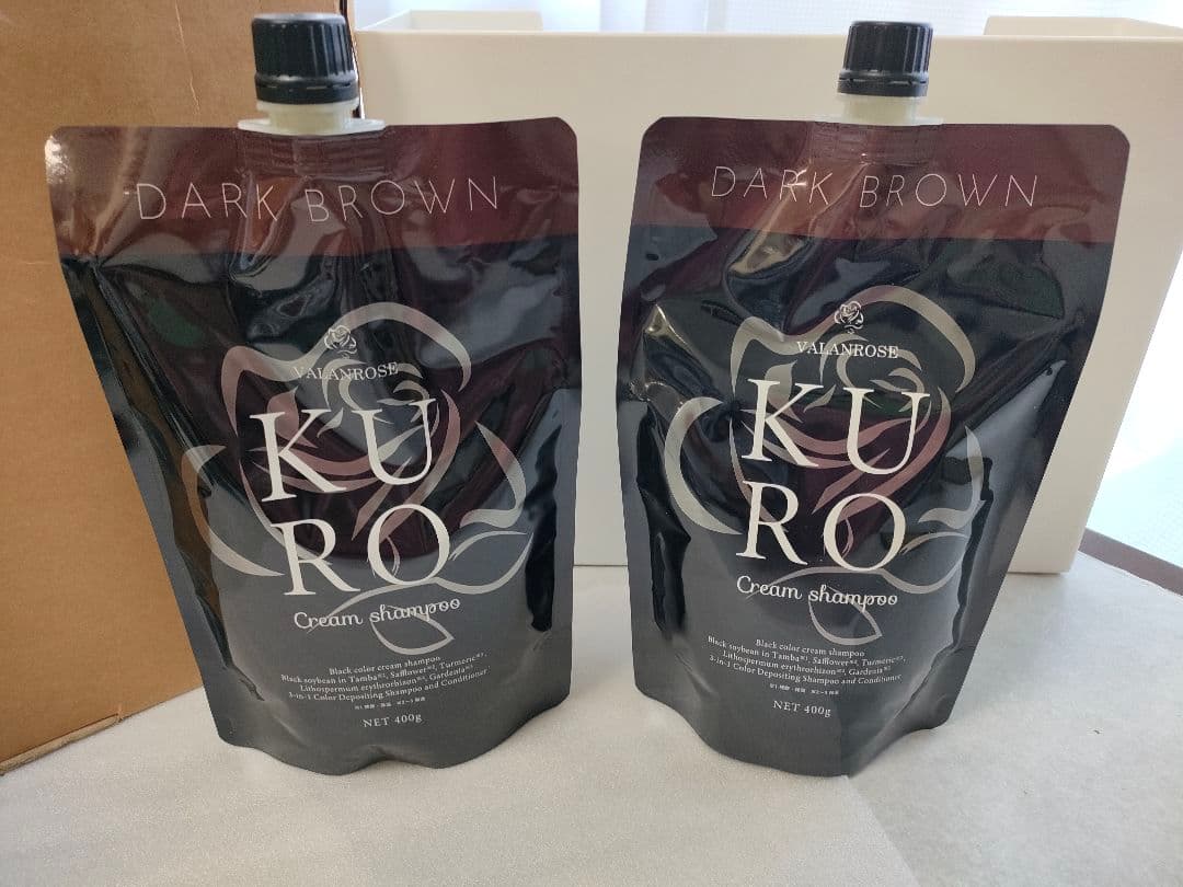 新品未開封　KUROクリームシャンプー　ダークブラウン400g　ヘアカラー２個