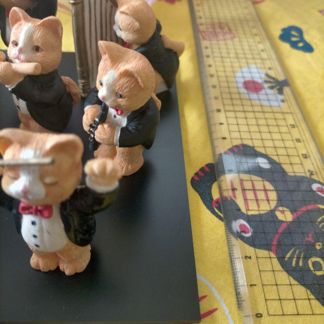 ♥猫ちゃんのオーケストラ　コンプリートセット（猫10匹と台座付き）新品未使用‼️