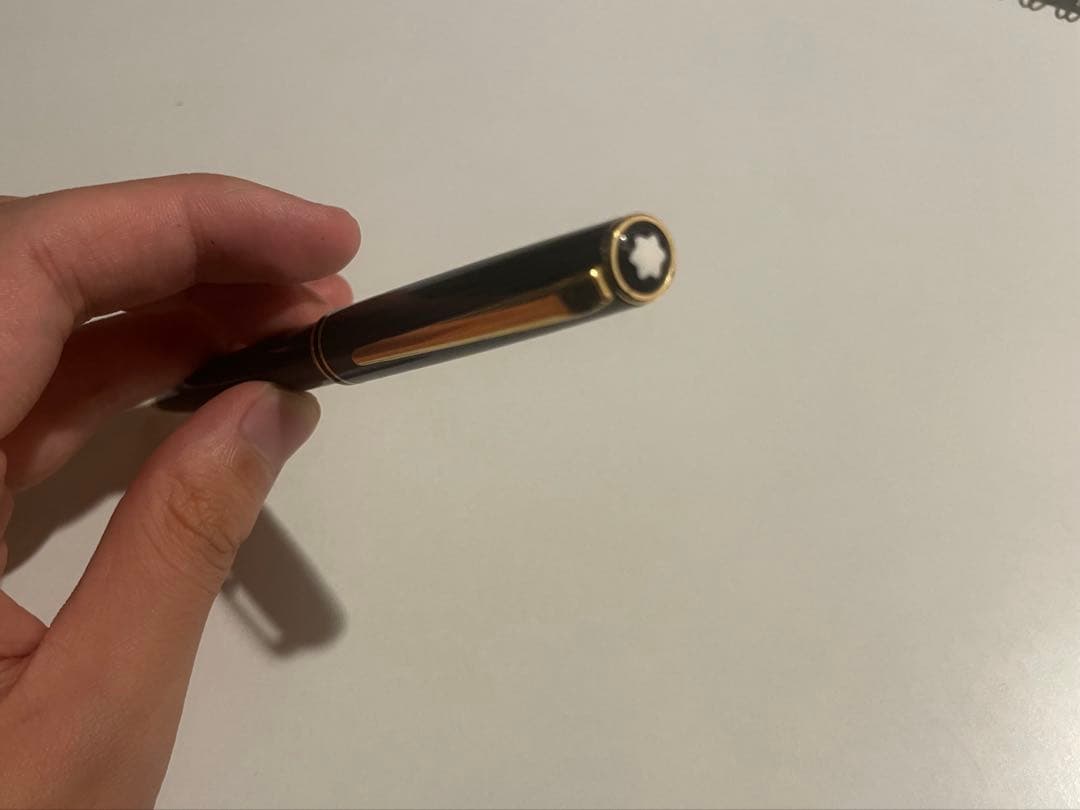 モンブラン　クラシック　黒色ボールペン