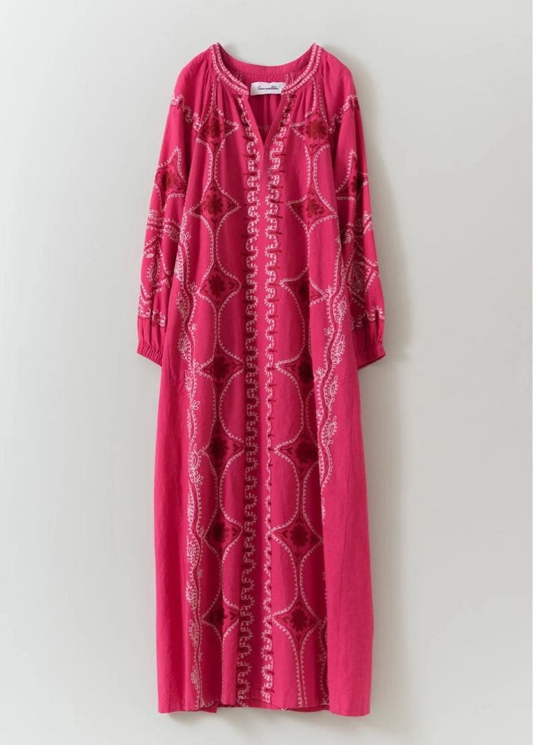 ヌキテパ　Sara mallika コットンワンピース