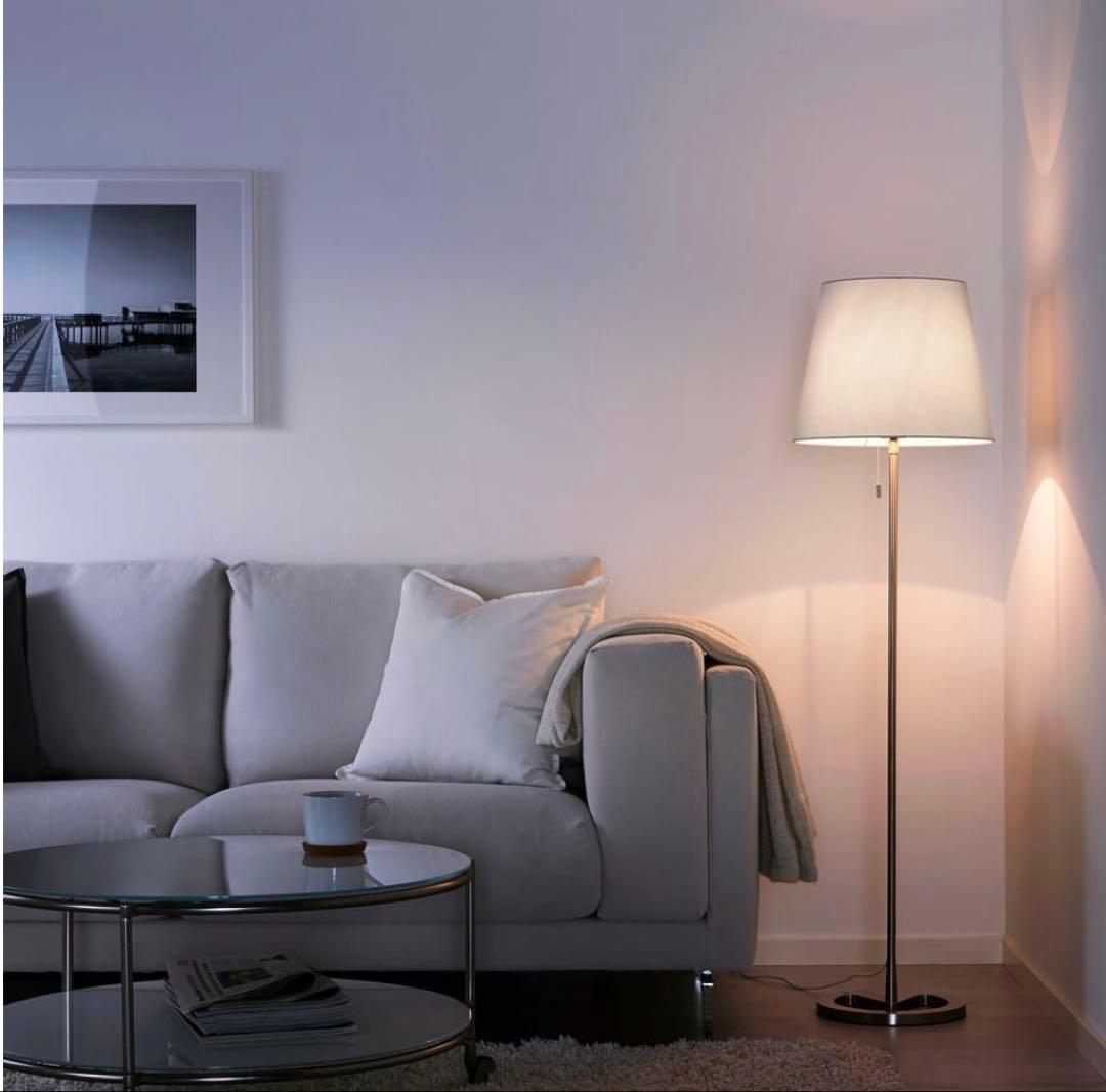 IKEAフロアランプNYFORSニーフォルス ニッケルメッキ LED電球付き