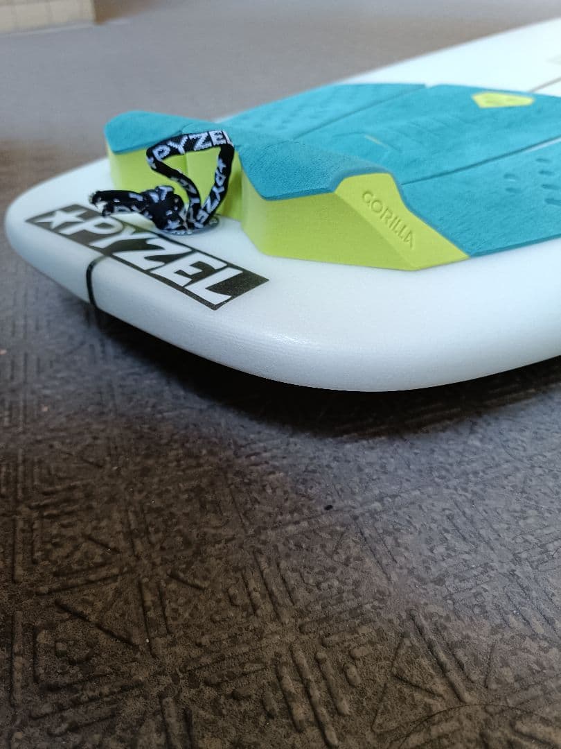 PYZEL パイゼル WHITETIGER ホワイトタイガー 5'6　引取り限定