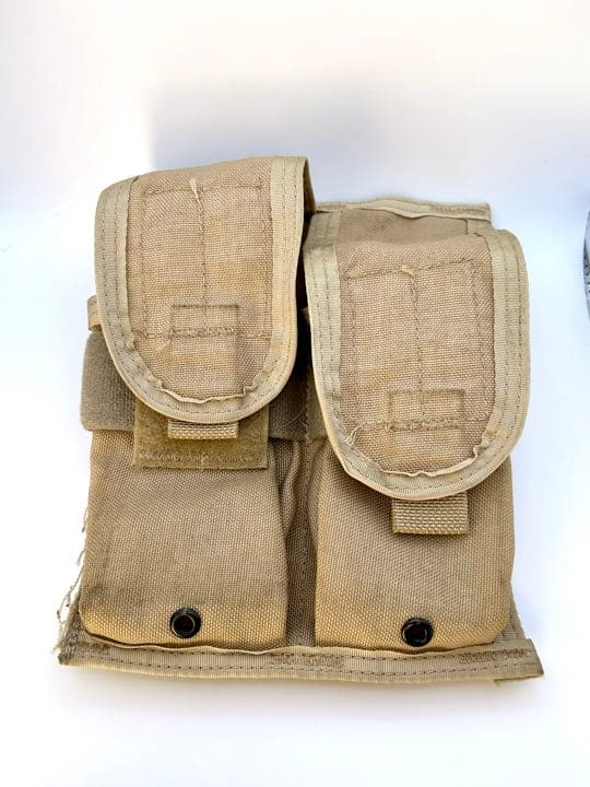 実物　dglcs ピンキータン　ダブルM4マガジンポーチ
