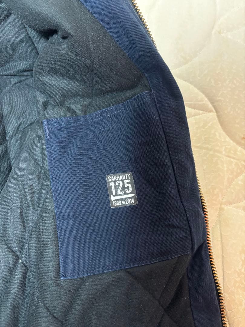 Carhartt アクティブジャケット Mサイズ（USA製）
