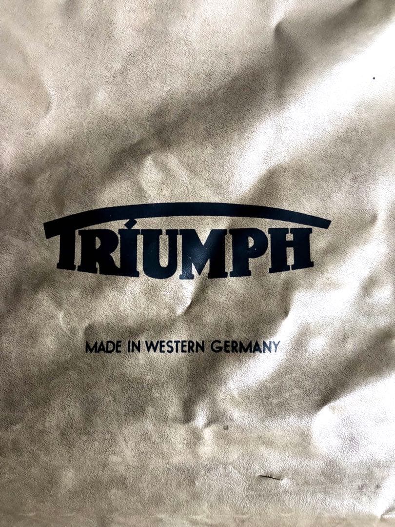 TRIUMPH タイプライター　レトロ　クラッシック　イギリス　英国