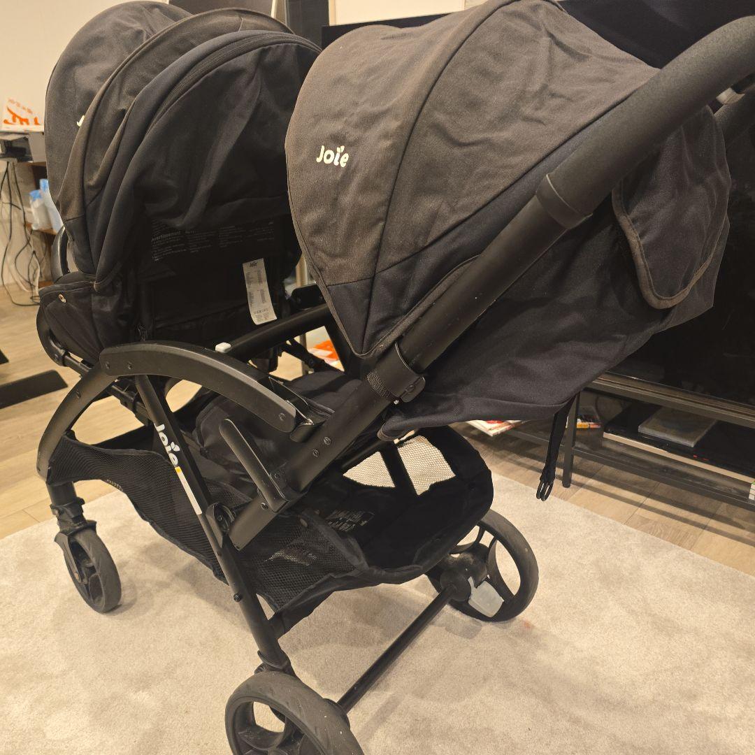 Joie（ジョイー）の2人乗りベビーカー