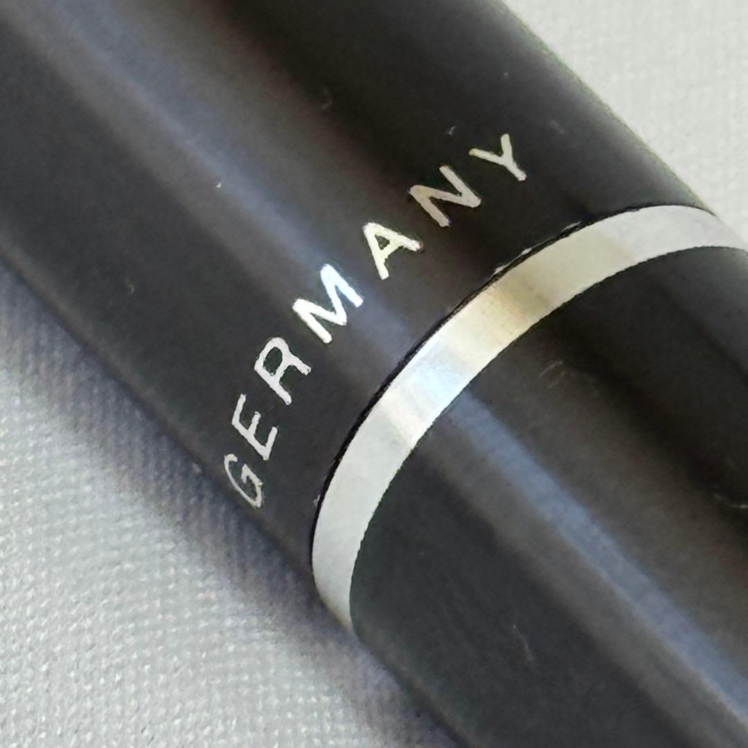 Pelikan Pura P40 ブラック シルバー 万年筆 細字 インク 青