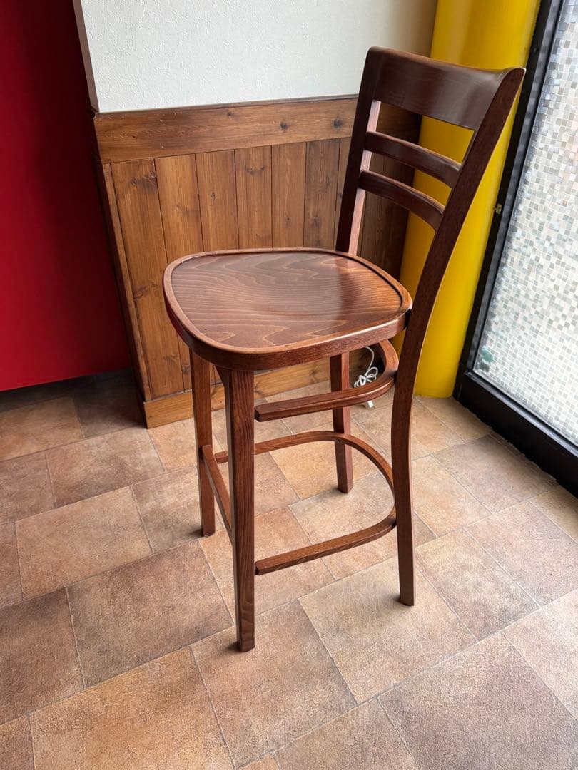 木製ブラウンバースツール