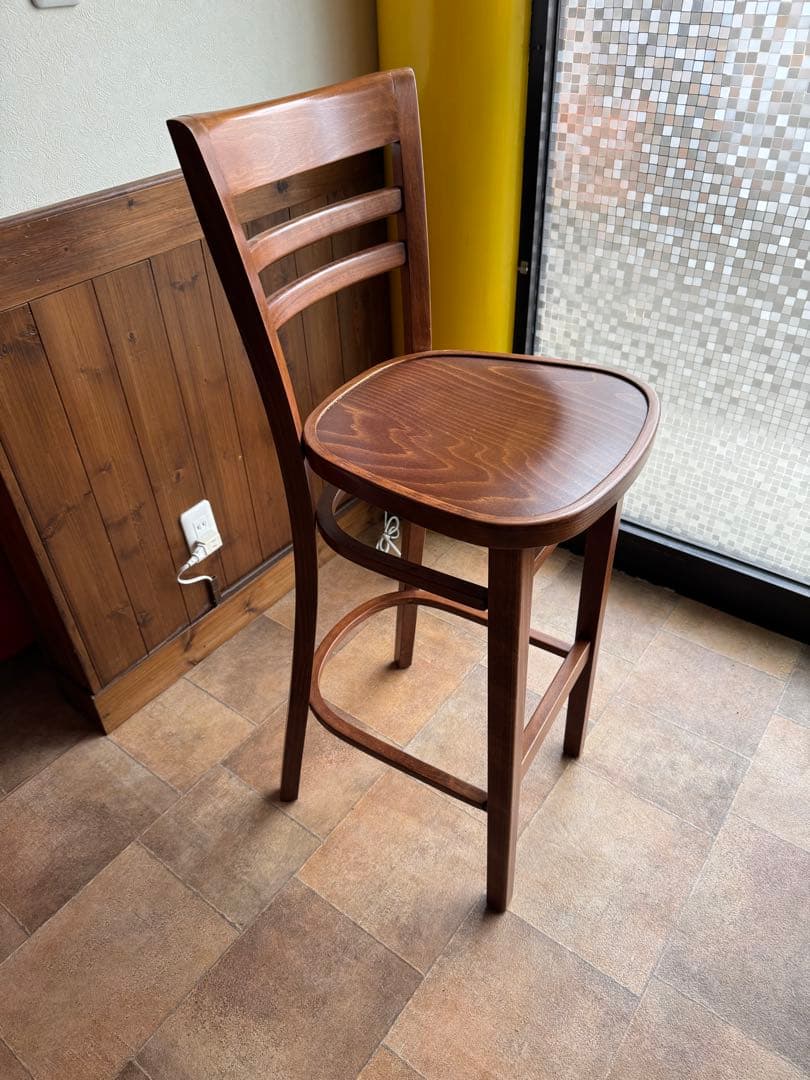 木製ブラウンバースツール