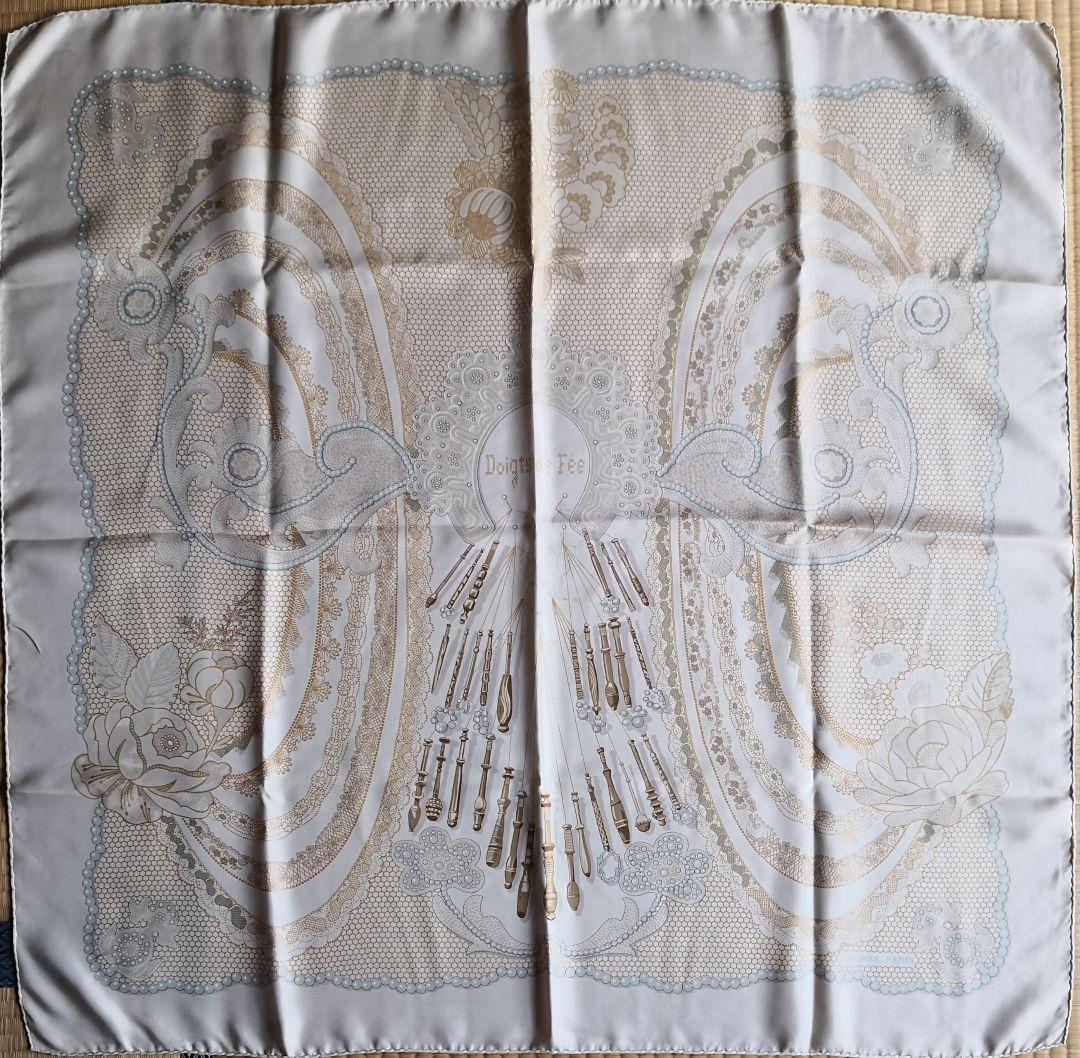 エルメス　HERMES　スカーフ　カレ90　妖精の指