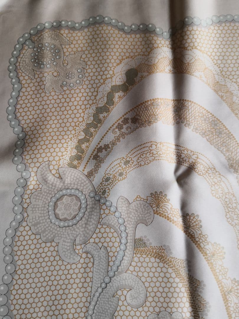 エルメス　HERMES　スカーフ　カレ90　妖精の指