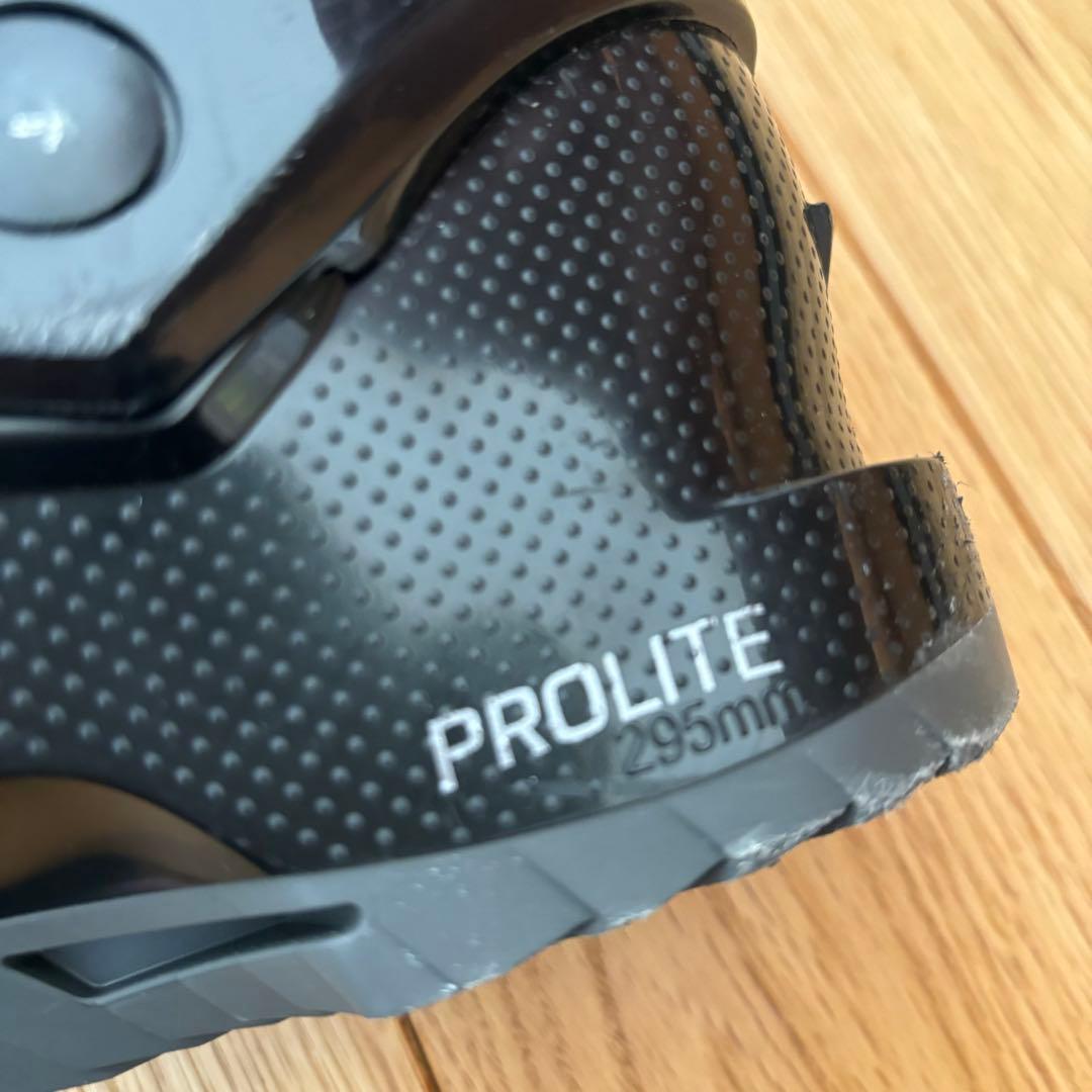 アトミック　スキーブーツ　25cm