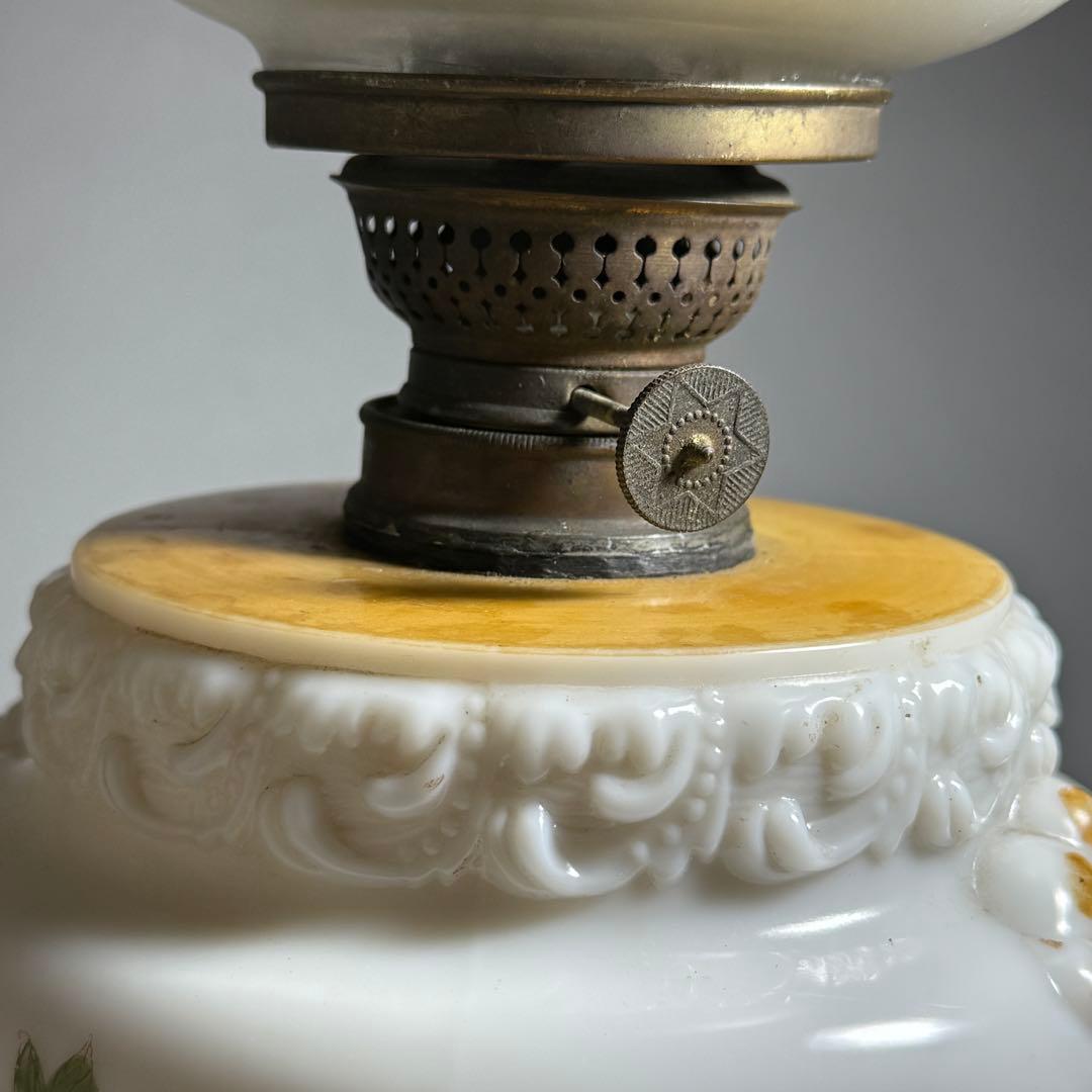 ◆希少 置きランプ 雷文擦り硝子火屋 ガラス絵乳白硝子オイル壺 明治時代◆