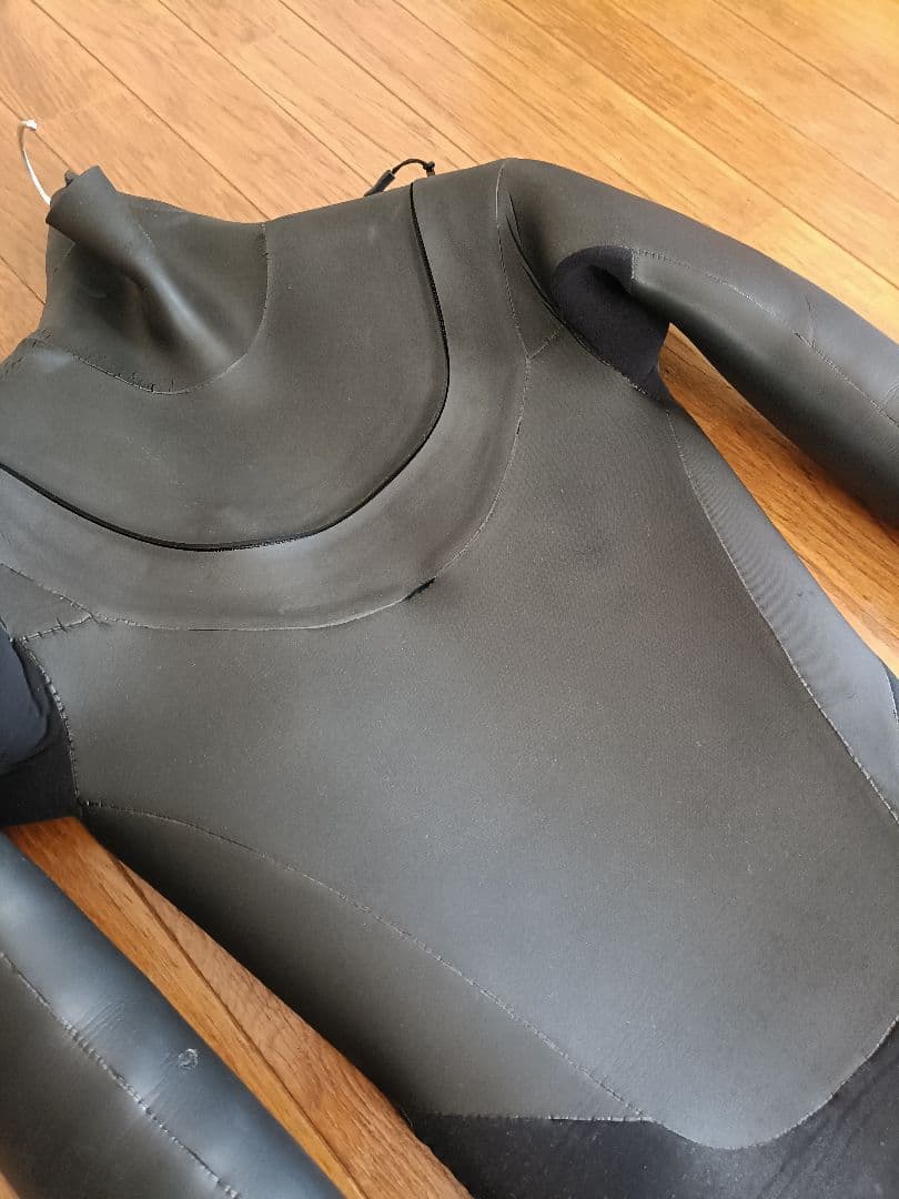 【値下げ】✨️AXXE CLASSIC✨️セミドライ 4/3mm 即購入OK