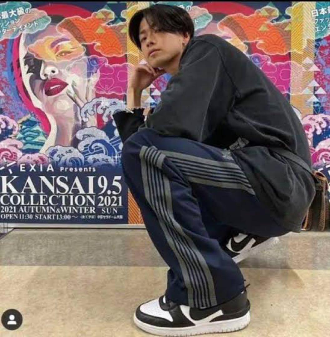 コムドットやまと着用 Needles トラックパンツ