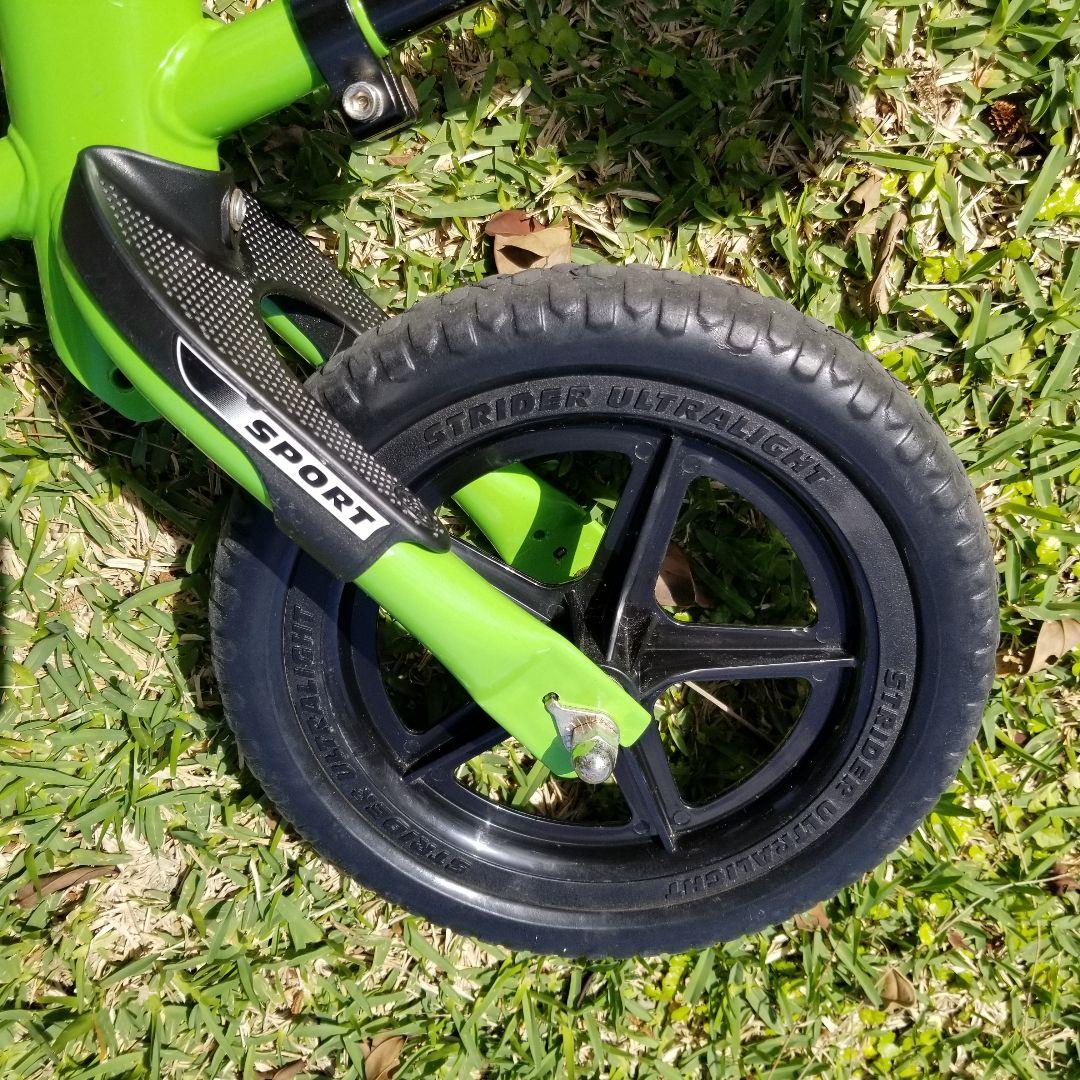 STRIDER スポーツモデル ストライダー グリーン 12インチ 日本正規品