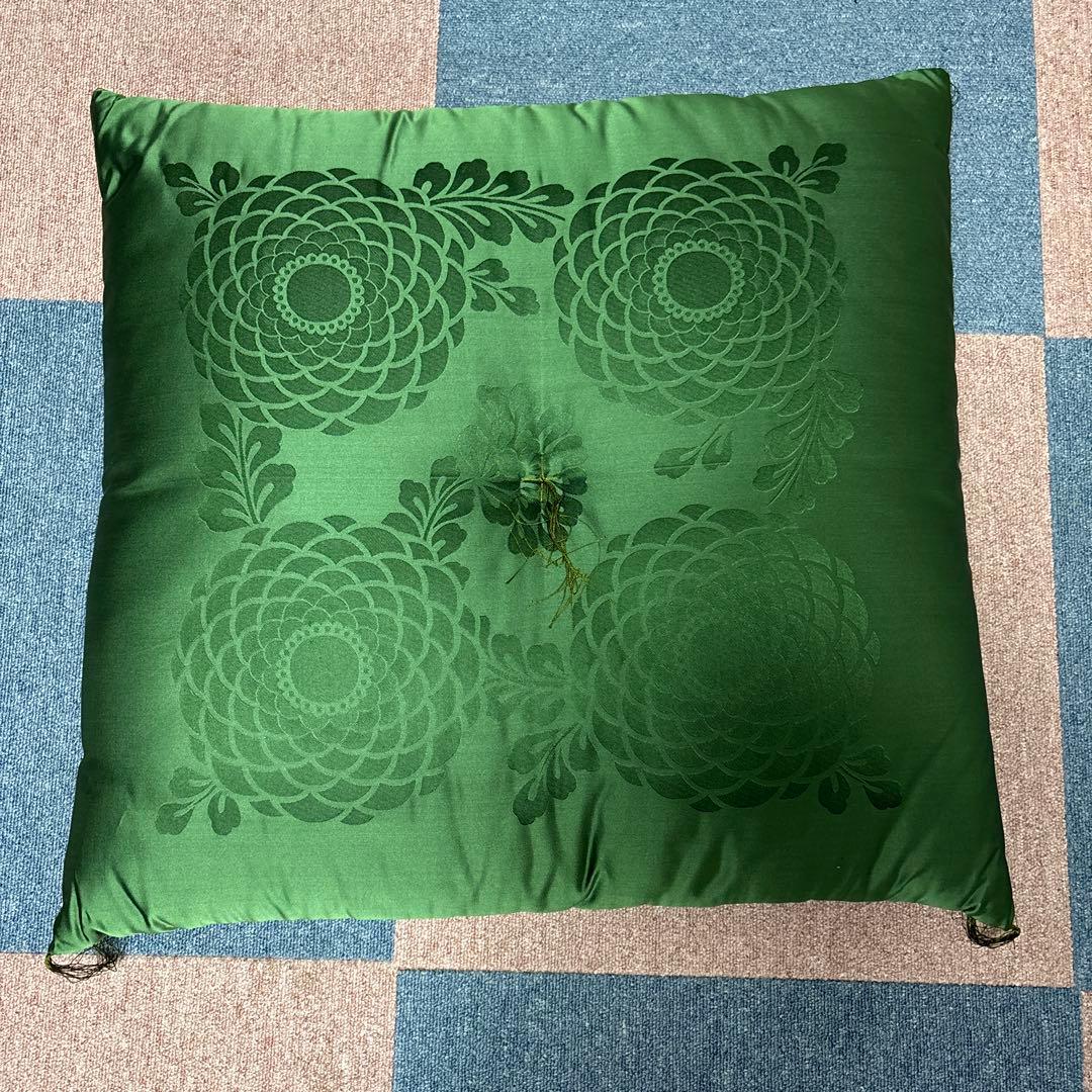 緑色 花柄 座布団20枚で引き取り限定