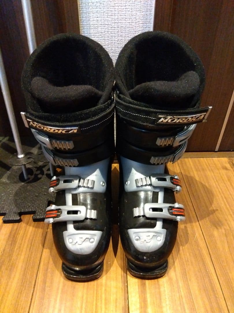 ハイエンド DYNASTAR 学生・男女兼用 スキーセット メンテ・WAX済み✔