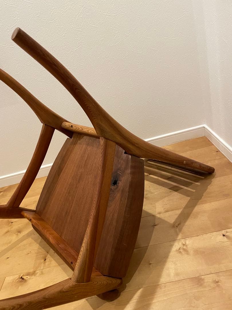 木製　モダンチェア