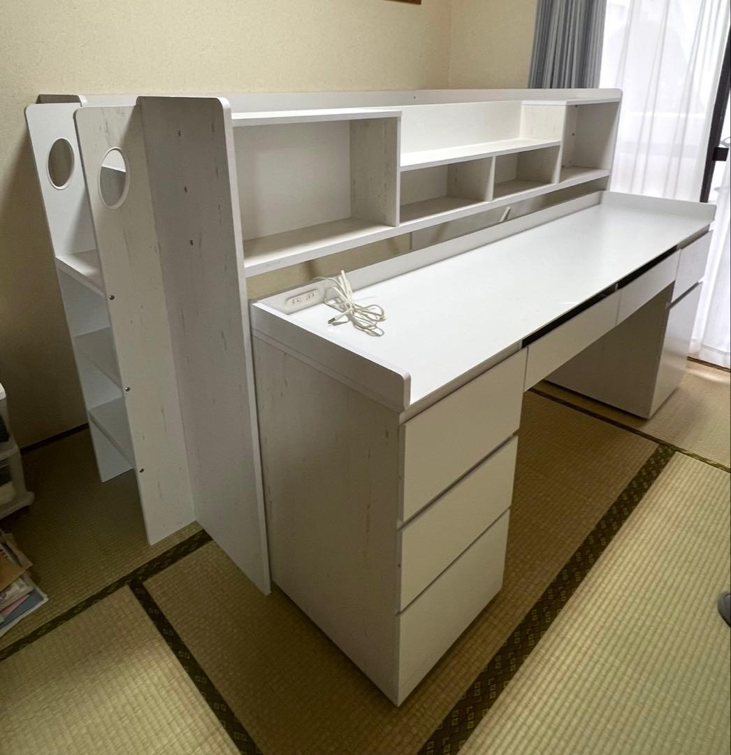 シングルベッド　ホワイトデスク 収納付き　子供