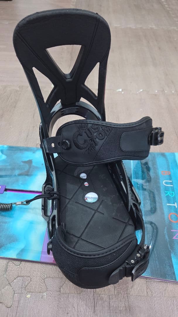 ​【BURTONセット】FEATHER 144cm ＆ ブーツ25cm