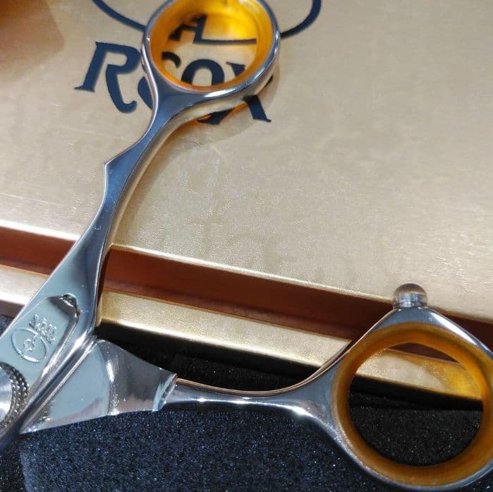 極美品&2本セット販売【柳生 REOX シザー 美容師 ハサミ 美容室】