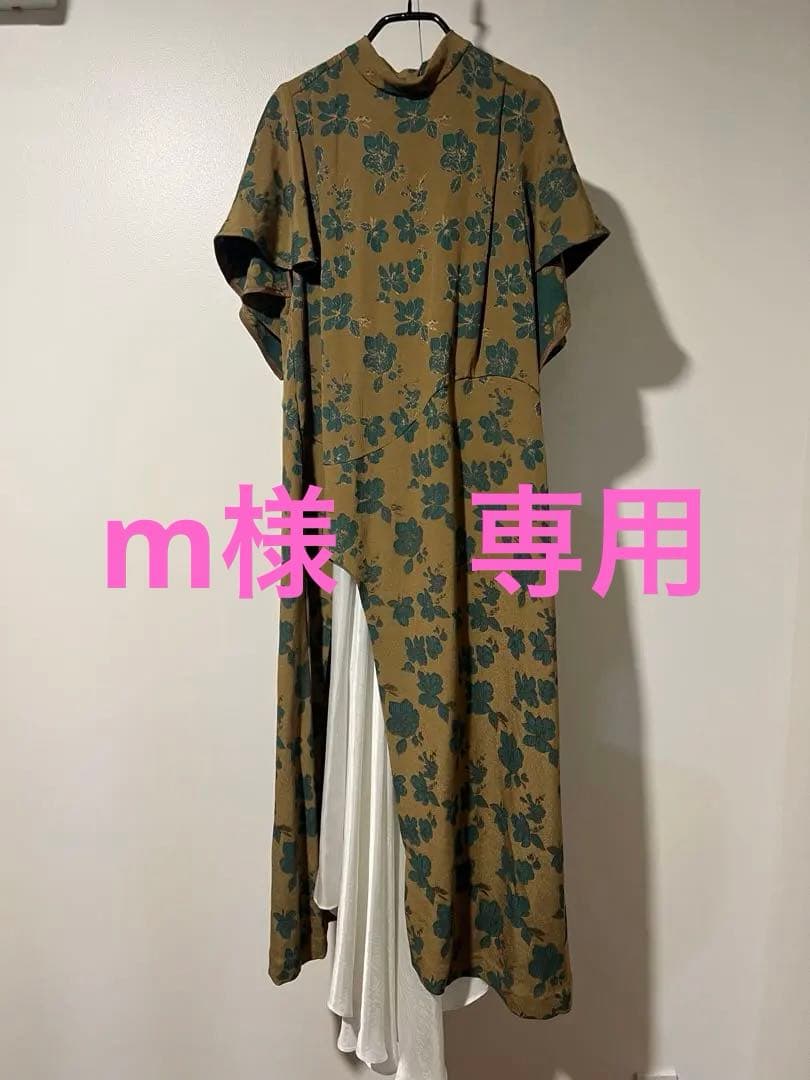 ワンピース Flower jacquard dress / TOGA PULLA