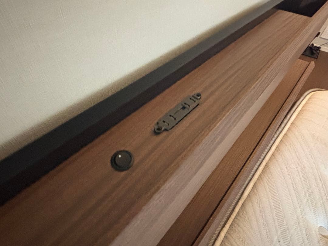 ニトリ ベッドフレーム＆マットレス クイーンサイズ N-sleepラグジュアリー