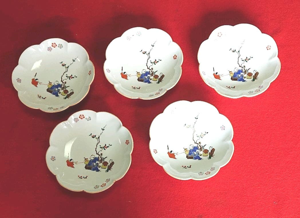 十四代柿右衛門輪花皿5